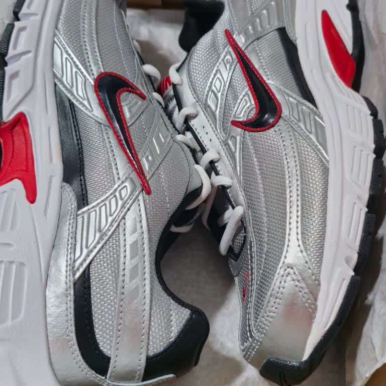 Gönderilen Nike Ayakkabı Renk Hatası Ve Doğru Ürün Talebi