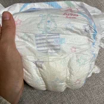 Molfix 4 Maxi Bebek Bezinde Orta Kısımdan Sızdırma Ve Ücret İadesi Talebi