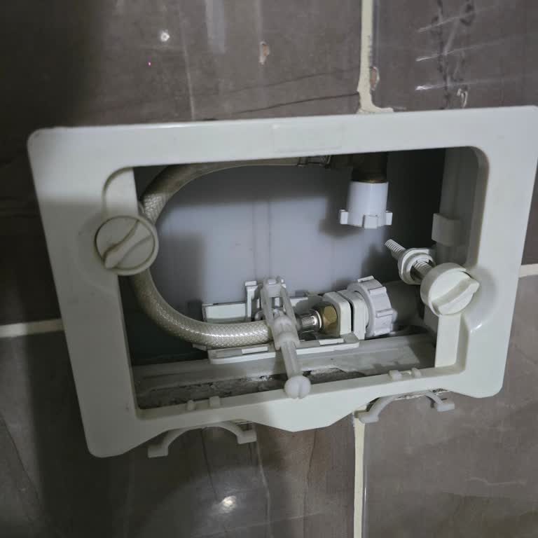 Visam Gömme Rezervuar Sürekli Su Döküyor, Parça Değişimi Ve Destek Talep Ediyorum