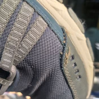 Boyner Mağazası Skechers Ayakkabısının Dikiş Açılmasına Destek Sunmadı