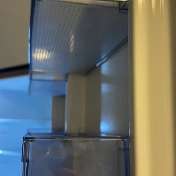 Gizli Buzdolabı Kırığı Ve Şeffaf Olmayan Servis Tutumu İle Tam İade Talebi