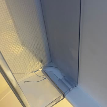 Gizli Buzdolabı Kırığı Ve Şeffaf Olmayan Servis Tutumu İle Tam İade Talebi