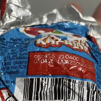 Şok Market’te Bayat Ve Kurtlanmış Yumurta Ve Bonibon