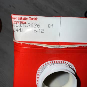 Son Kullanma Tarihi Geçmemiş Salep İçinde Bozulma Görüldü Ve Şirketten Yanıt Bekleniyor