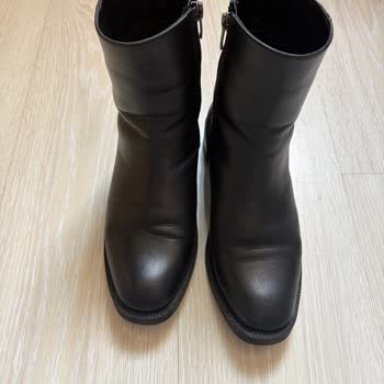 Elle Shoes Botunda Kısa Sürede Çatlamalar Ve Geciken İade Süreci