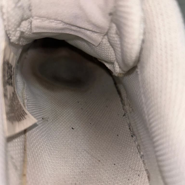 Su Alan Nike Air Force Ayakkabısının Garanti Reddi Ve Ücret İadesi Talebi