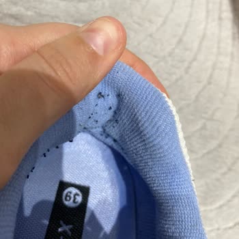 Dört Gün Kullanılan Ayakkabının Tiftiklenmesi Ve Plastik Parça Sorunu: İade Talebi