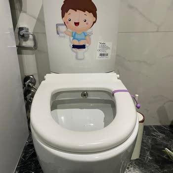 Yeni Satın Aldığım Klozet Kapağı Kısa Sürede Kırıldı