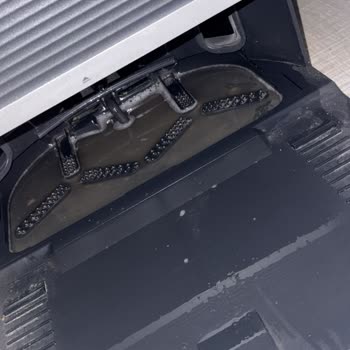 Xiaomi Robot Süpürge Su Sızıntısı Ve Eksik Parça Nedeniyle Garanti Değişim Talebi