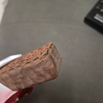 Ülker Laviva Selection Çikolatalarında Üretim Kalitesi Sorunu Ve Bayat Tat Şikayeti