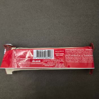 Ülker Laviva Selection Çikolatalarında Üretim Kalitesi Sorunu Ve Bayat Tat Şikayeti