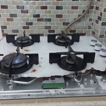 Beko Cam Patlaması: Aileyi Tehdit Eden Can Güvenliği Sorunu