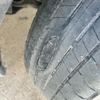 Windy Car Delinmiş Lastiklerle Seyahatte Tehlike ve Haksız Otoyol Ücreti