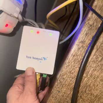 Türk Telekom Kırık Kutunun Onarımı Yapılmadığı İçin Uzun Süreli İnternet Kesintisi