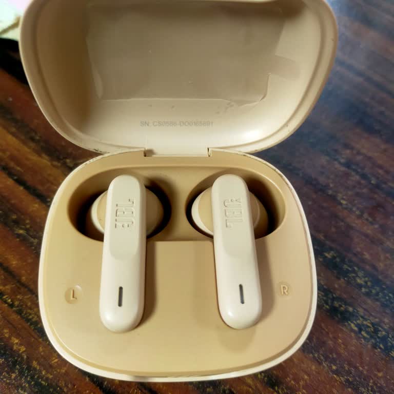 JBL Wave Flex Kulaklıkta Sol Ses Azaldı Ve Şarj Hızlı Tükeniyor