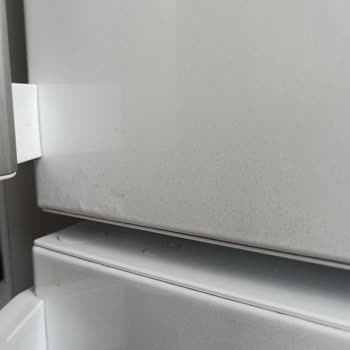 Bosch XXL Buzdolabımda Tekrarlayan Arızalar Ve Paslanma, Garanti Kapsamı Dışı Olarak Reddedildi