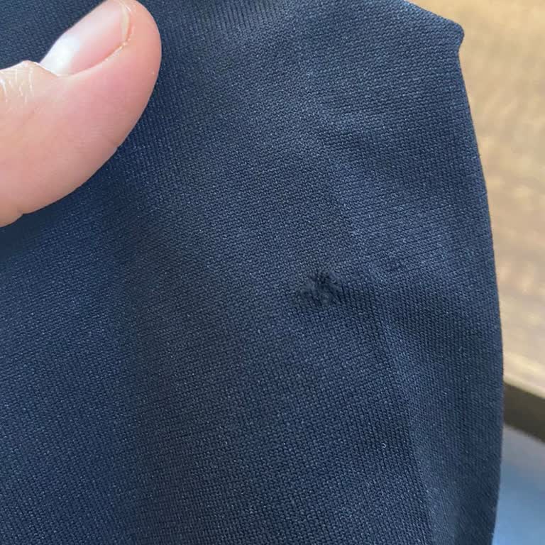 A101’de Fiş Olmadan Defolu Çorap Değişimi Reddedildi