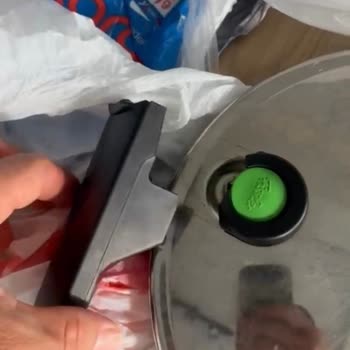 Fissler Düdüklü Tencere Kapağına Gelen Kırık Kulp Ve Çözülmeyen Conta Sorunu