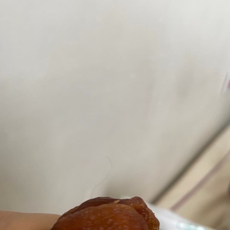 Peyman Kayısının İçinden Çıkan Saç İçin Hijyen Şikayeti