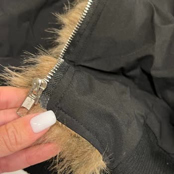 Defolu Kürk Ceket İade Reddine Ve Fatura Eksikliğine Şikayet