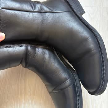 İki Ayda Deri Botta Çatlamalar, İade Süreci Tatmin Edici Değil