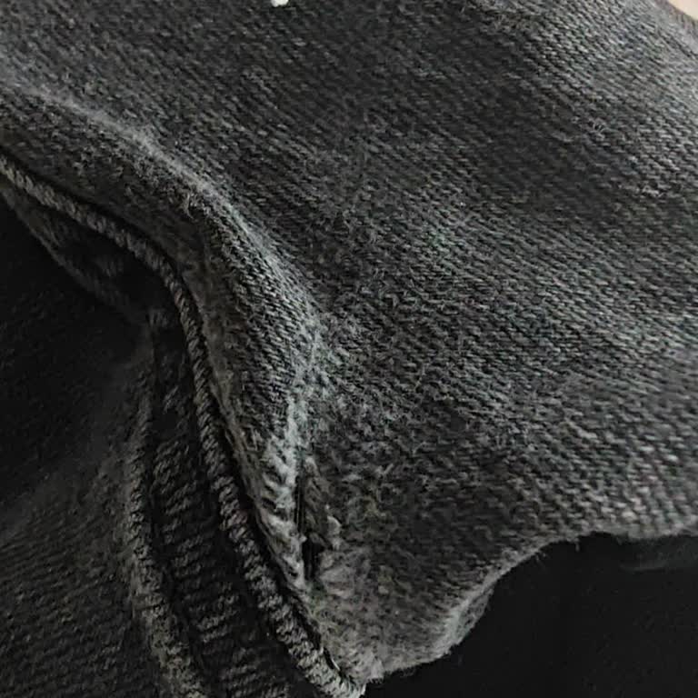 Mavi AVM Mağazasındaki Pantolonların Renk Atması Ve Yırtılması Kabul Edilemez