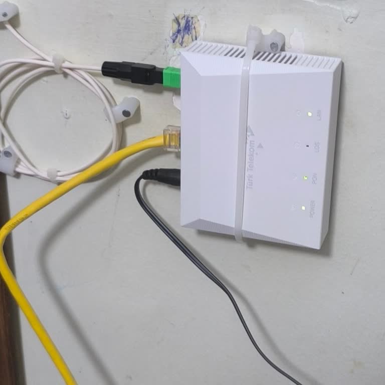 TÜRKSAT’ın Teslim Etmediği ONT Cihazı Nedeniyle İnternetsiz Kaldım