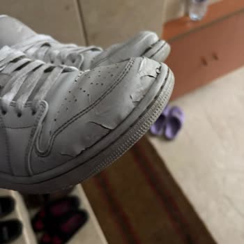 Nike Air Jordan Ayakkabıda Gerçek Deri Sözü Kırıldı, Hızlı İade Talebi