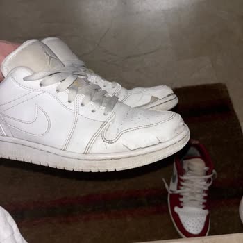 Nike Air Jordan Ayakkabıda Gerçek Deri Sözü Kırıldı, Hızlı İade Talebi