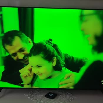 Yeşil Ekran Sorunu Ve Cevapsız Servis Nedeniyle Sıfır TV Değişimi Talebi