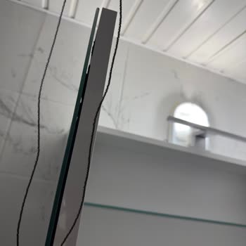 Montaj Ekibi Nedeniyle Hasarlı Kale Daisy Banyo Ürünleri