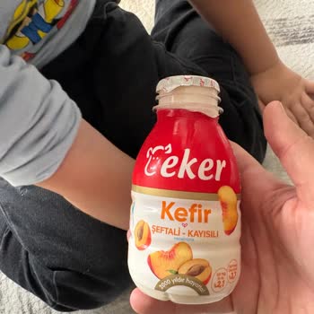 Eker Şeftali Kayısı Aromalı Kefirde Erken Bozulma Ve Çocuk Sağlığı Endişesi
