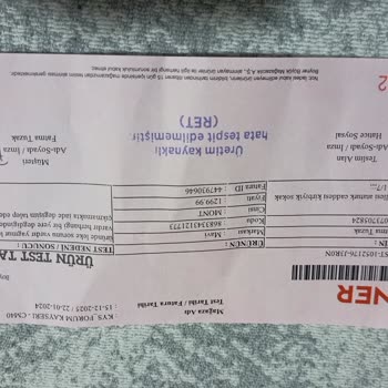 Kumaş Üzerindeki Kalıcı Lekeler Ve Tekrarlanan Garanti Redleri Nedeniyle Boyner Montu Kullanılamaz