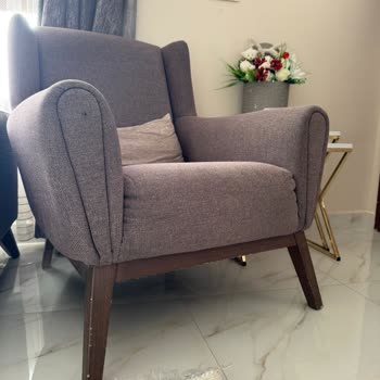 Enza Home Netha Koltuk Takımının Ahşap Deformasyonları Ve Şok Edici Servis Çözümü