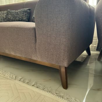 Enza Home Netha Koltuk Takımının Ahşap Deformasyonları Ve Şok Edici Servis Çözümü