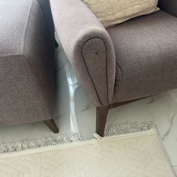 Enza Home Netha Koltuk Takımının Ahşap Deformasyonları Ve Şok Edici Servis Çözümü