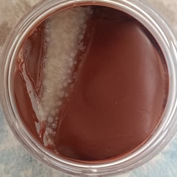 Ülker Çikolatasında Küf Benzeri Tabaka Şikayeti