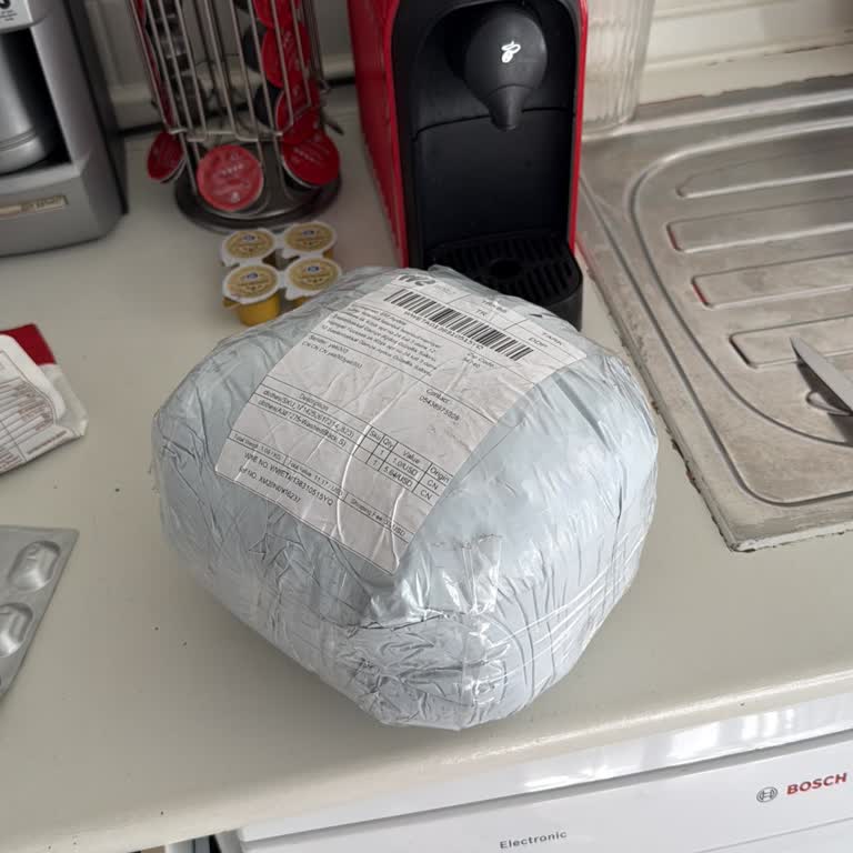 Kırışık Ve Kalitesiz Ürünler, Şeffaf Olmayan İade Politikası Nedeniyle Tam İade Talebi