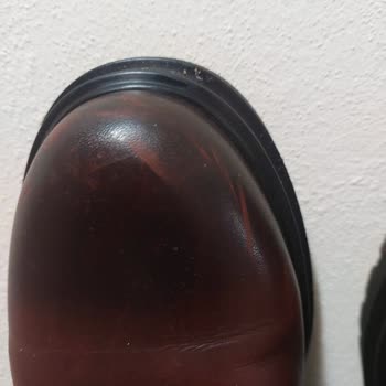 Derimod Alanya’da Satın Alınan Botta Erken Çizik Sorunu Ve Mağaza İlgisizliği