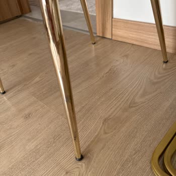 Mondi Home Başakşehir Şubesinde Paslı Ve Yamuk Koltuklar İçin İade Talebi