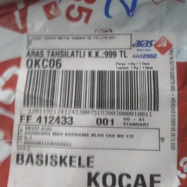 Facebook Reklamı Üzerinden Aldığım Yanlış Ve Hasarlı Pantolonlar İçin 1000 TL İade Talebi