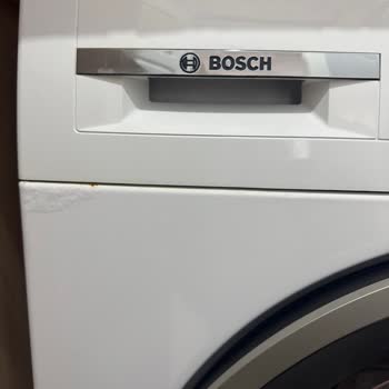 Bosch Çamaşır Makinesinde Deterjan Haznesinin Tekrarlayan Paslanması