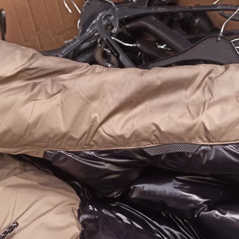 Outlet Ürünü Olarak Ayıplı Mont'a İade Reddi Ve Talep