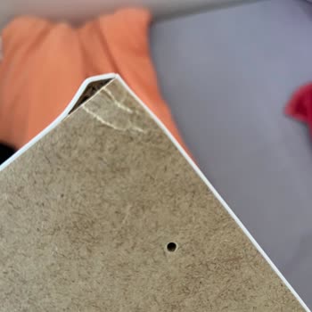 Defolu IKEA Alex Çalışma Masası Ve Cevapsız Müşteri Hizmetleri