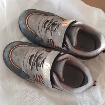 Ayakkabı Alt Tabanı Üç Ayda Açıldı, Mağaza Üretim Hatasını Reddediyor