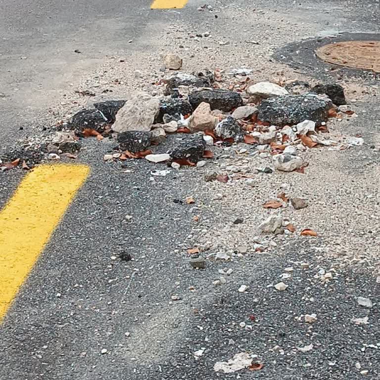 Ankara Etimesgut’ta Moloz Temizliği İhmal Edildi