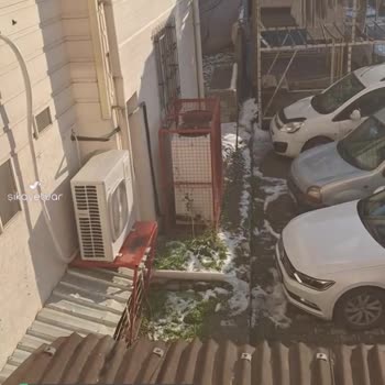 Şok Marketin Klima Fanından Çıkan Sesten Bütün Mahalle Şikayetçi