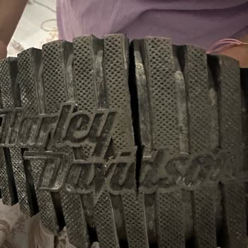 Harley Davidson Botumun Tabanı Parçalandı, Derimod Yardımsız