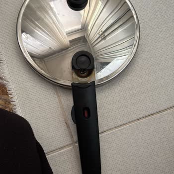 Fissler 6 Litre Tencerenin Kapağı Kırıldı, Değişim Talebi