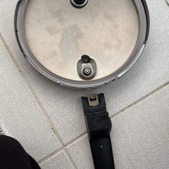 Fissler 6 Litre Tencerenin Kapağı Kırıldı, Değişim Talebi